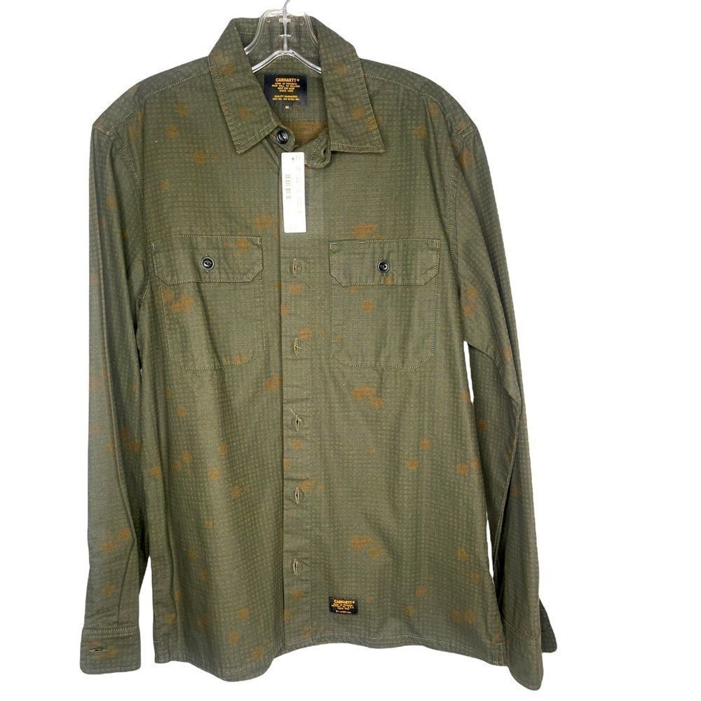 NWT Carhartt Size: M Men Button up Shirt.